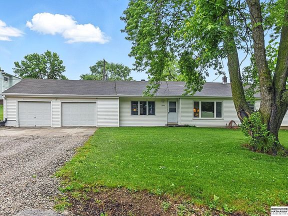 3rd image of 2541 N 139th St