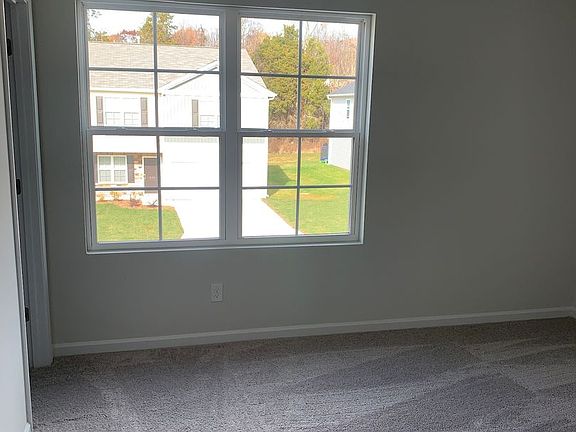 4th image of 2198 Ever Chase Ct