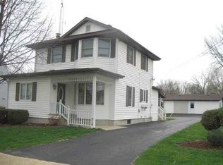 510 Chestnut St, Warren, IL 61087