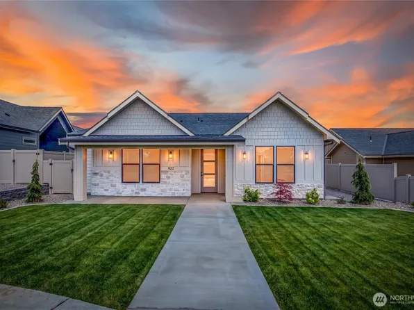922 Racine Springs Drive, Wenatchee, WA 98801