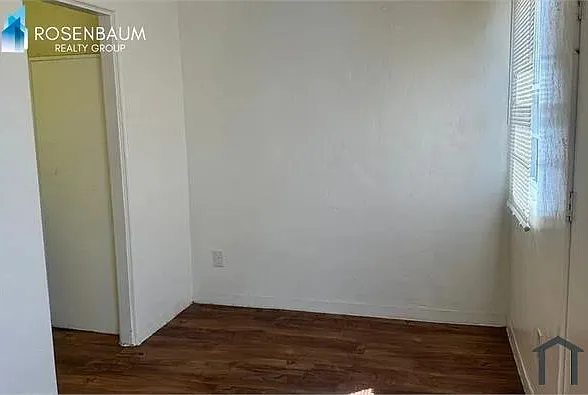 1701 N Village Dr — Photo 11