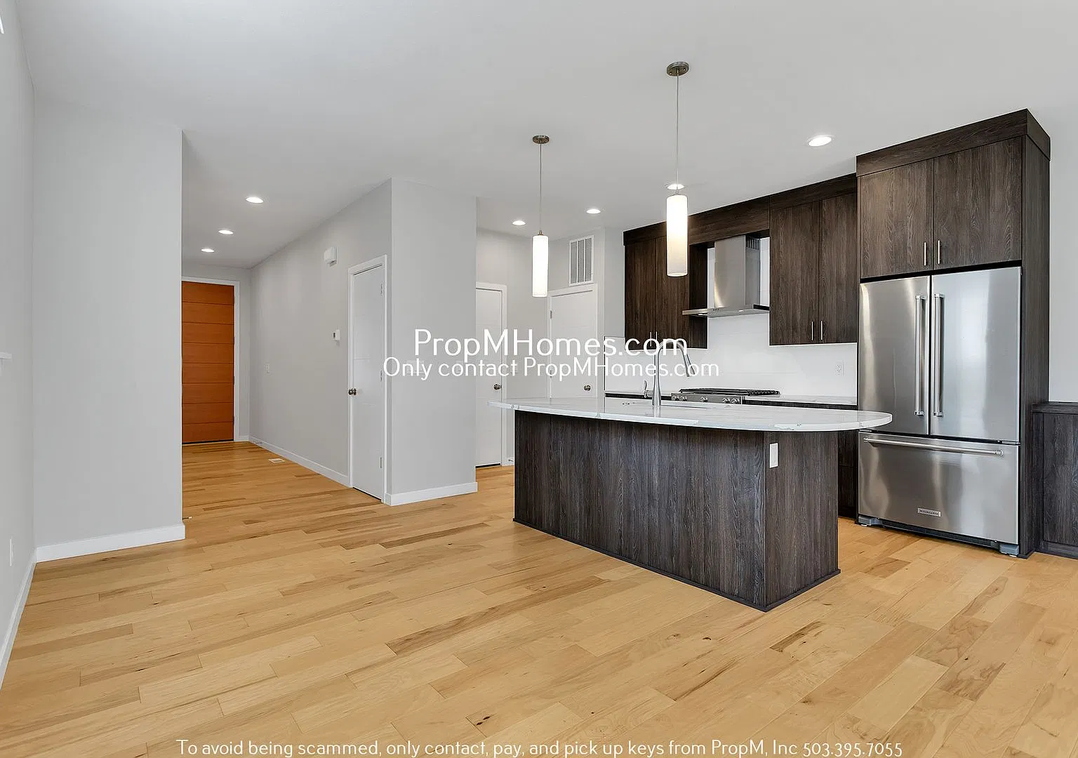 Beautiful Three Bedroom Home In Northeast Portland! — Photo 4