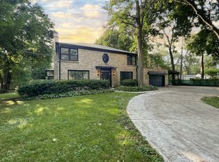 2014 N Sheridan Rd, Waukegan, IL 60087