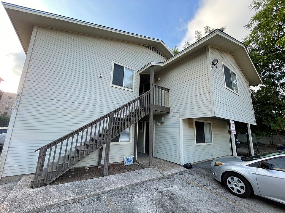 1st image of 2514 Pearl St APT 104