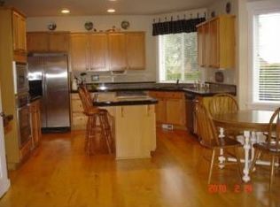 12828 SE Nathan Ct, Clackamas, OR 97015