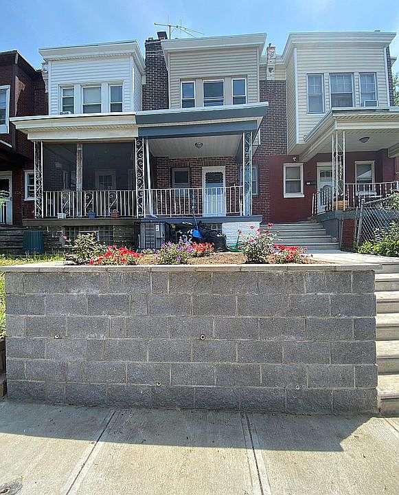 1st image of 222 E Albanus St