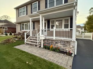 207 Remsen Ave, Avenel, NJ 07001