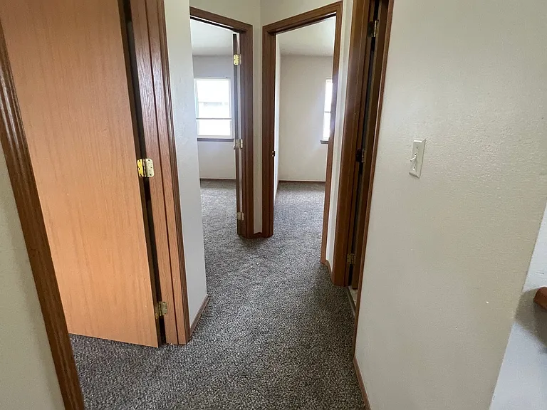 120 S 41st St #3 — Photo 11