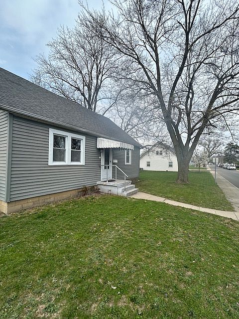 1st image of 215 E Horton St