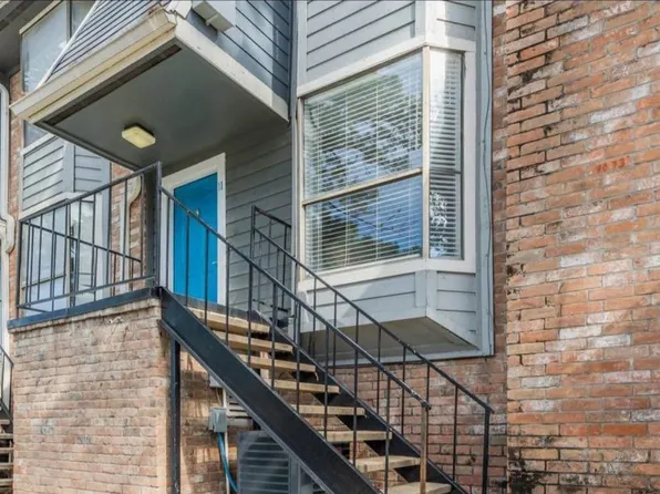 2103 Place Rebecca Ln Unit D5, Houston, TX 77090