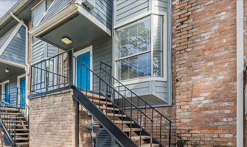 2103 Place Rebecca Ln #D5 Photo 1
