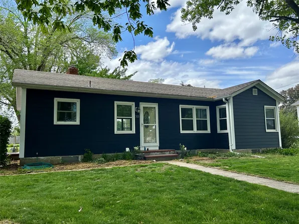 315 N 1st Ave, Huxley, IA 50124
