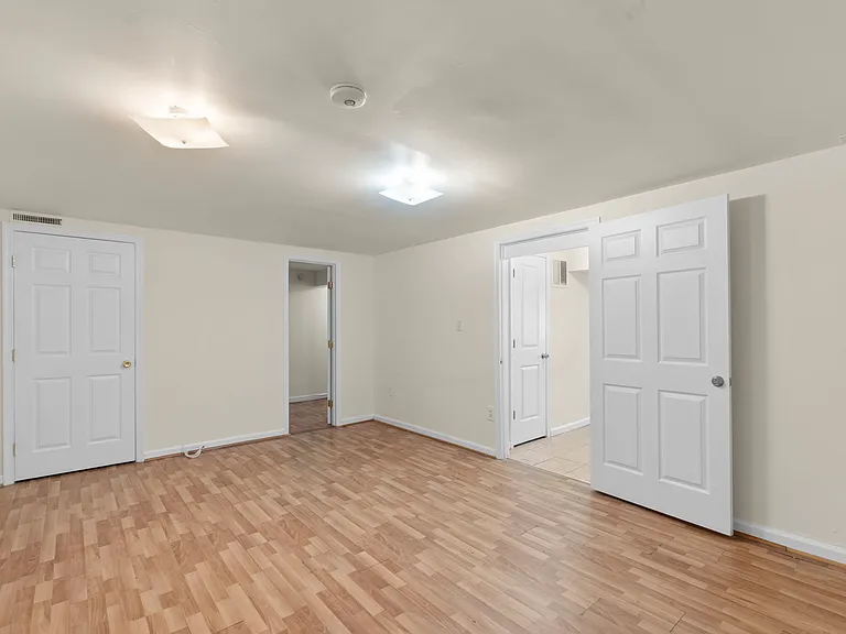 10289 Daystar Ct — Photo 24