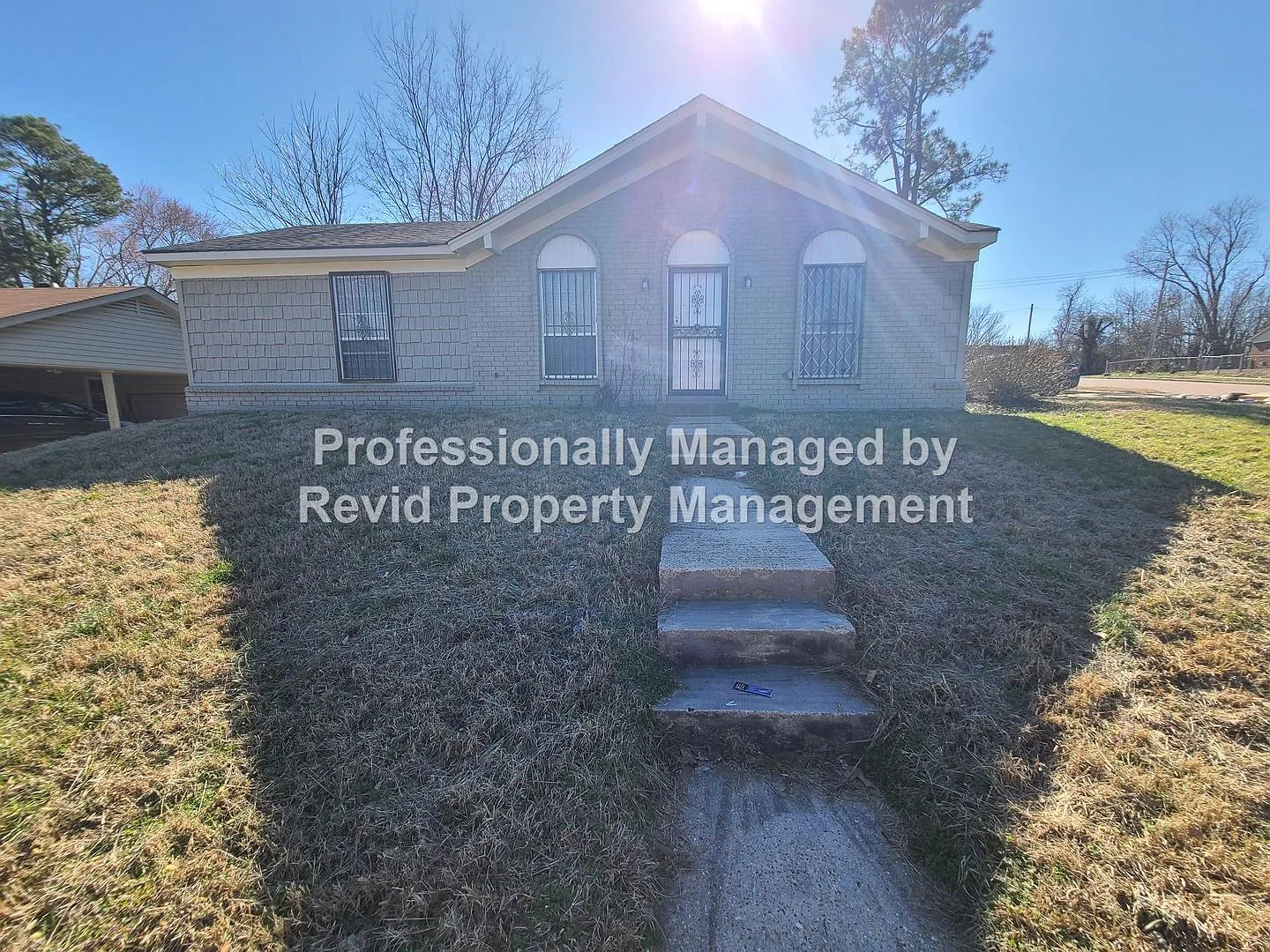 Spacious Northaven Home — Photo 2