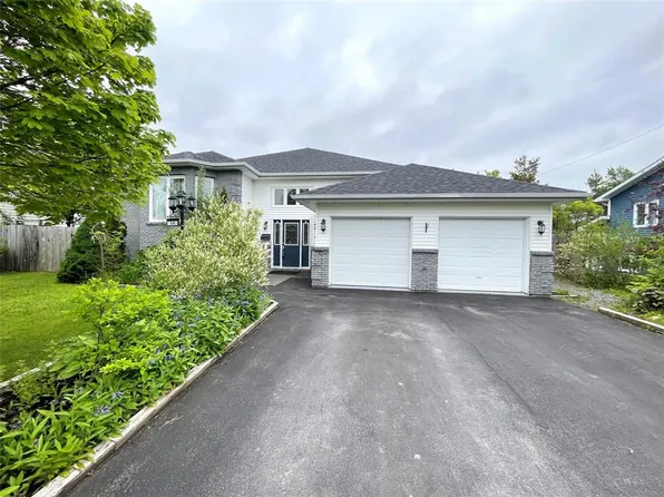 19 Crawley Avenue, Grand Falls-Windsor, NL A2A2X6