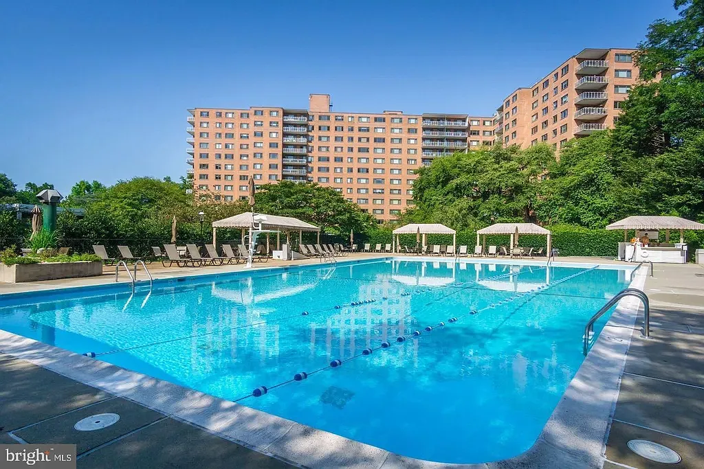 2 bed, 1.5 bath, 1140 sqft, $3,110 — Photo 4