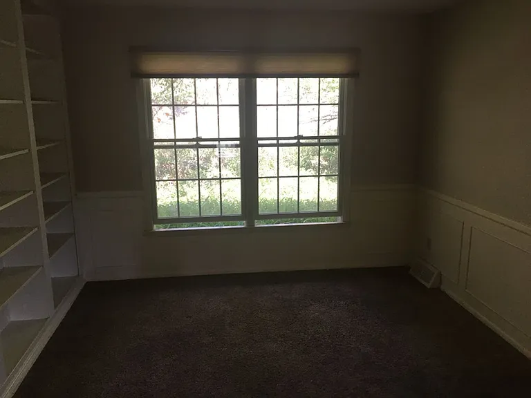 1319 N Aztec St — Photo 3