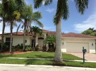 1715 Victoria Pointe Cir, Weston, FL 33327