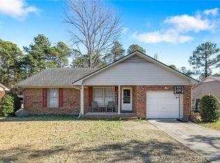 2967 Peacock St, Hope Mills, NC 28348