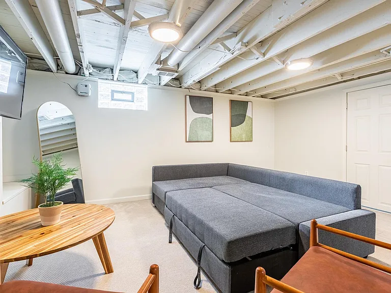 575 Blunk St — Photo 29