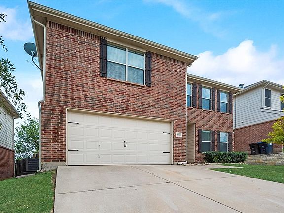 3rd image of 9941 Blue Bell Dr