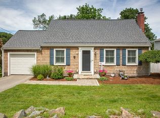 15 Governor Andrew Rd, Hingham, MA 02043