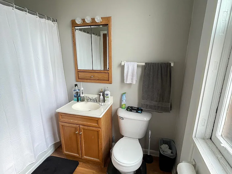 1076 Neil Ave #TWO A — Photo 8