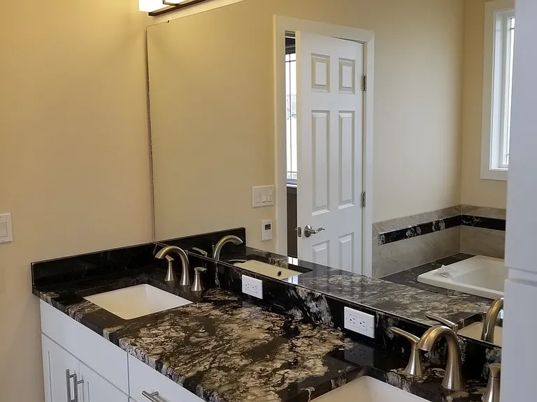7307 Heathers Way — Photo 14