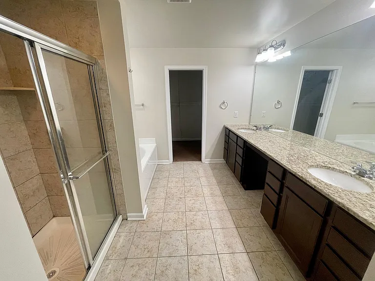 49744 Hartwick Dr — Photo 22