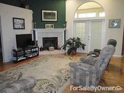 4th image of 5689 Piper Glen Blvd