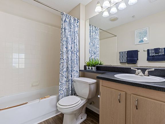 Bathroom with Ample Lighting