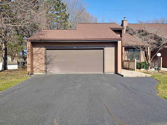 2nd image of 595 Maple Creek Dr