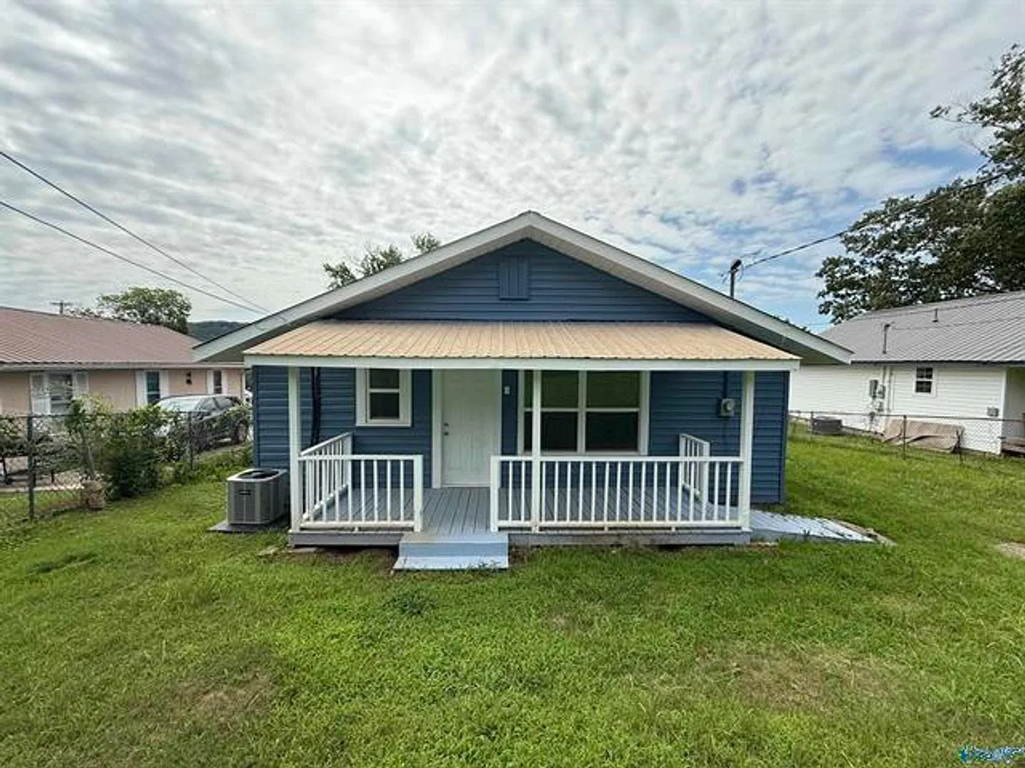 Adorable Home For Rent In Guntersville — Photo 2
