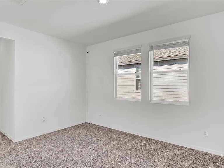 4704 Homestead Trl — Photo 14