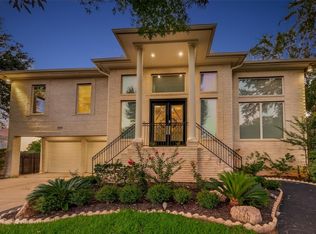 7203 Timberlake Dr, Sugar Land, TX 77479