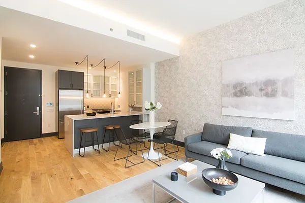 Rented by City View Living | media 72