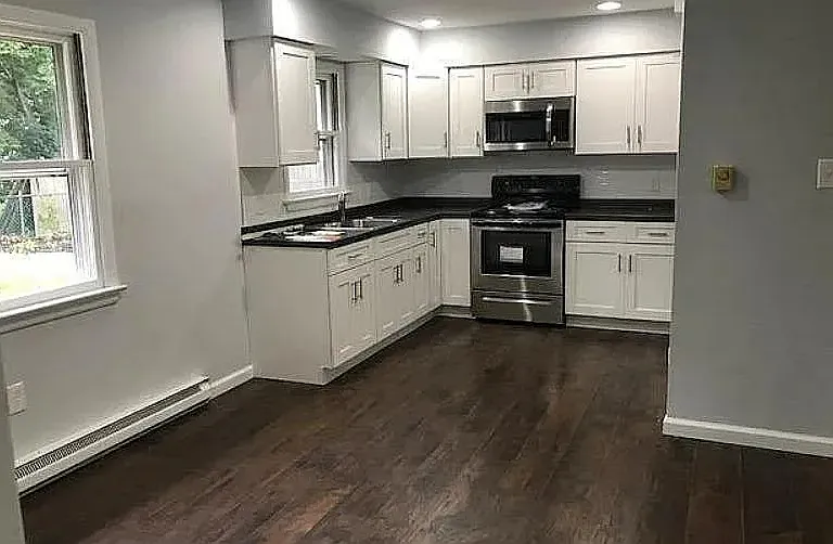 135 Bay Shore Dr — Photo 6
