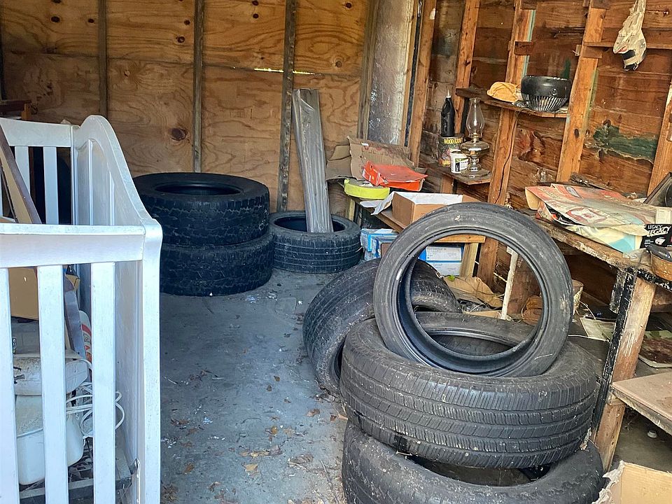 2nd image of 3991 Hemingway Ave