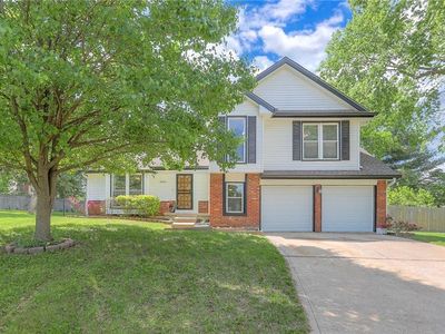 9310 Alden St, Lenexa, KS, 66215