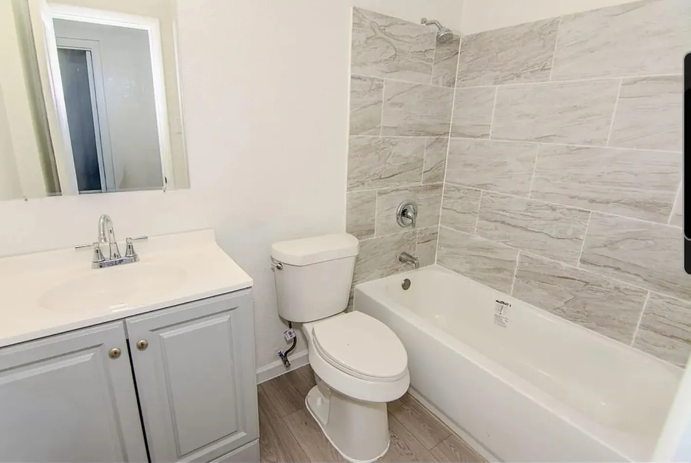 4 bed, 2.5 bath, 1344 sqft, $1,250 — Photo 4
