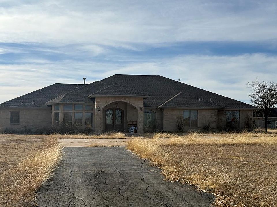 1st image of 2711 El Paso Ave
