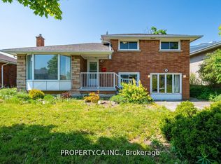 108 Delmar Dr, Hamilton, ON L9C 1J9