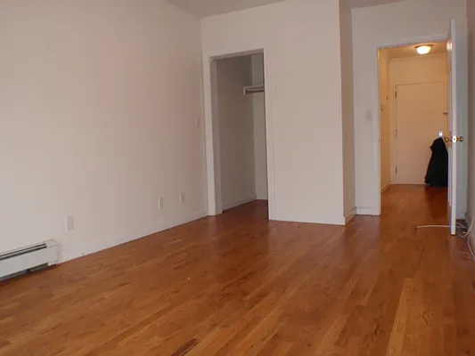 Rented by MAC Realty NY | media 23