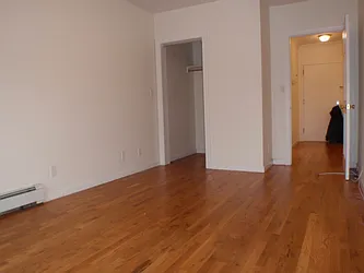 Rented by MAC Realty NY