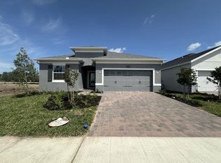 5262 Teirgarten St, Saint Cloud, FL 34771