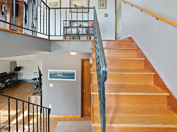 5th image of 47 Frederick Dr