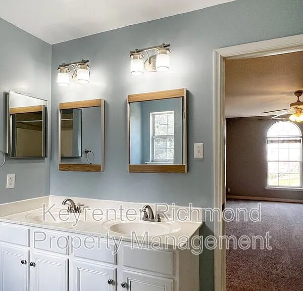 800 Kiefer Field Ct — Photo 18