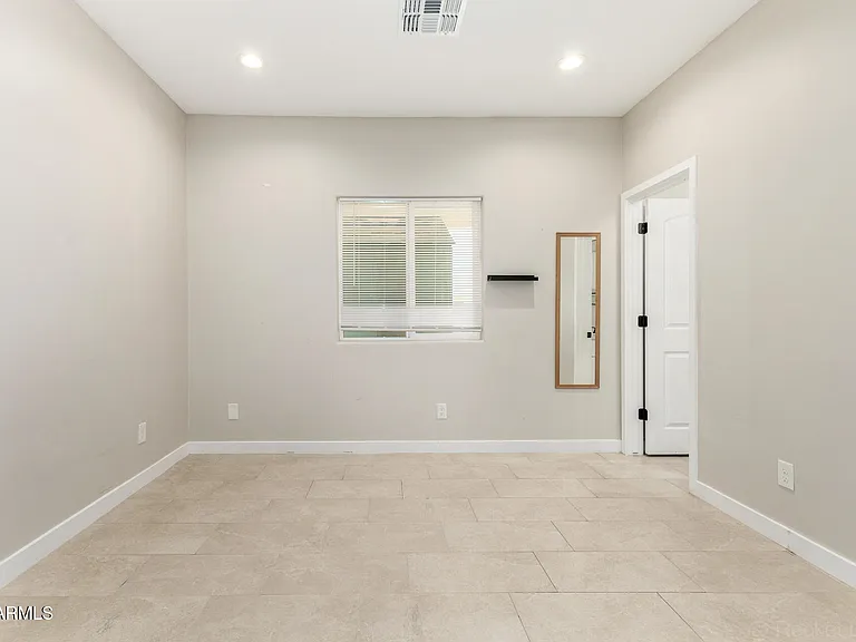 10019 W Monaco Blvd — Photo 11