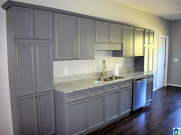 5th image of 5845 Marchester Cir