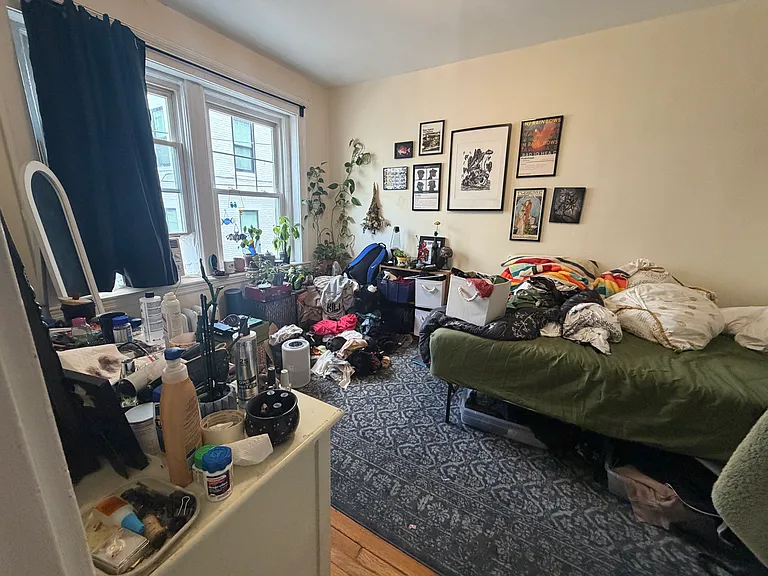 14 Melvin Ave #3A — Photo 6